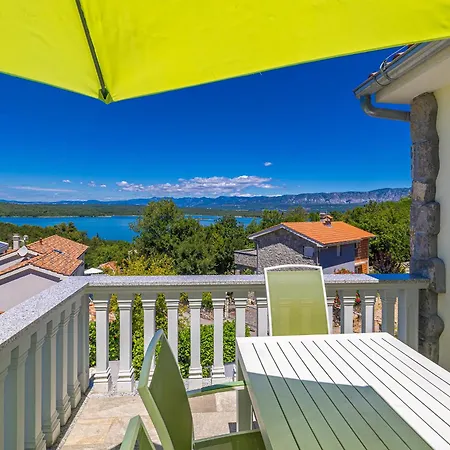 Residencia La Famiglia With Heated Pool * كليمنو